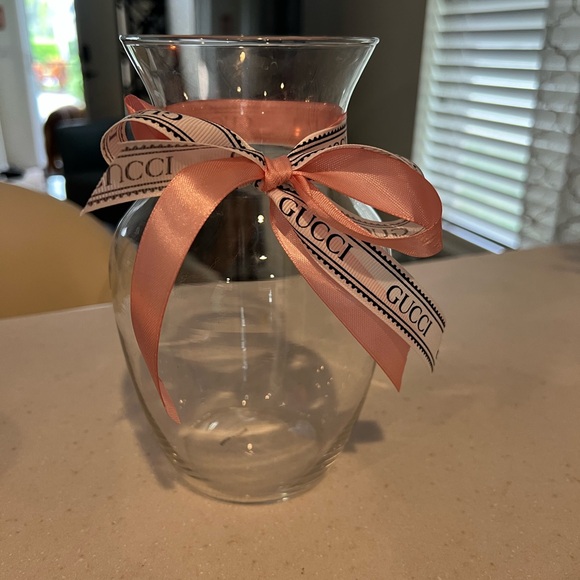 Clear Vase with Gucci & Pink Ribbon Accent—NWOT! - Picture 1 of 2